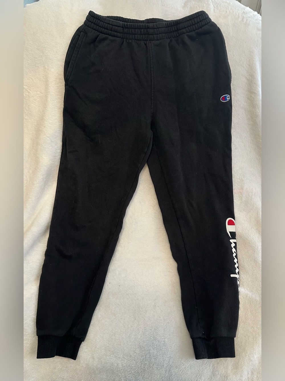 Champion Kids, Boys joggers / Sweatpants w/ a cuffed ankle design